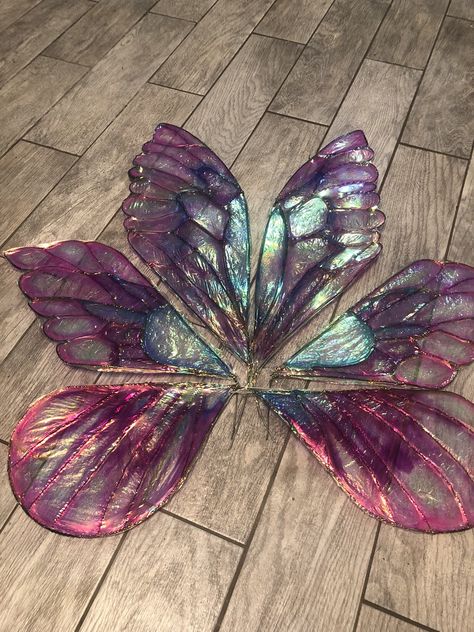 Cellophane wings painted pink and purple love 💕 Cellophane Wings, Purple Fairy, Fairy Dress Diy, Cellophane Fairy Wings, Cosplay Wings Fairy, Purple Fairy Wings, Blue Butterfly Fairy Wings, Iridescent Butterfly Wings, Faerie Costume