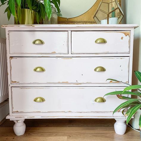 Upcycled Chest Of Drawers, Pine Chest Of Drawers, Pine Chests, Better Days, Upcycle Projects, Better Day, Bedroom Inspo, Antique Dresser, White Painting