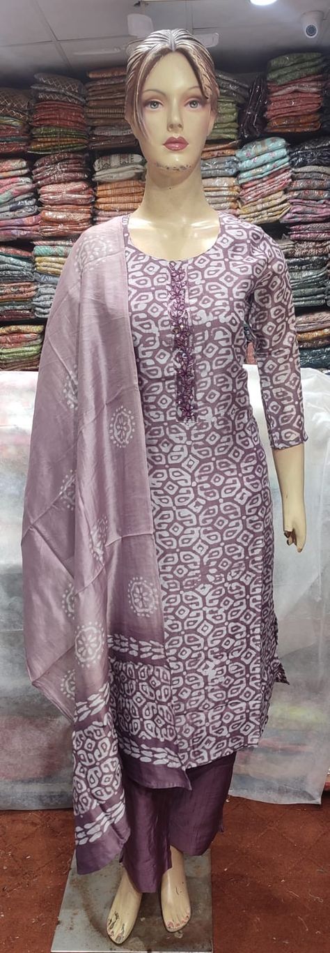 Batik print suit with cotton linning Wholesale price🤙 9416065519 Shipping worldwide✈️ Batik Print Kurti Patterns, Block Print Saree, Kurti Patterns, Print Saree, Suit Pattern, Batik Print, Printed Kurti, Batik Prints, Printed Sarees