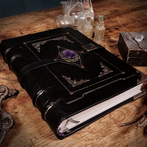 Sejarah Kuno, Bahasa Jepun, Grimoire Book, Magic Spell Book, Magical Book, Witch Spell Book, Fantasy Props, Witch Books, Witch Spell