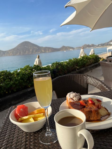 Ocean Breakfast, Baecation Aesthetic, Breakfast Pictures, Vacation Food, Ocean Vacation, Cabo Mexico, Vacation Meals, Baja California Sur, French Toast Recipe