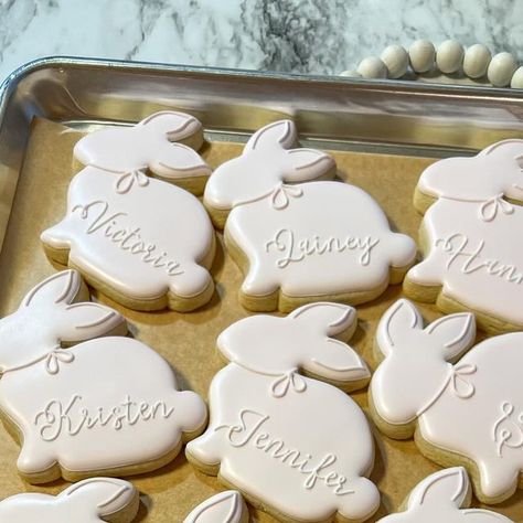 Breanna Deeds on Instagram: "My lighting was horrible for this photo, but these personalized bunnies were so cute for a baby shower!

#customcookies #decoratedcookies #cookiesofinstagram #cookieart #edibleart #babyshowerfavors #babyshowercookies" Running Bunny, Baby Olivia, Bunny Cookies, Personalized Bunny, Baby Shower Cookies, Cookie Art, Edible Art, Welcome Baby, Custom Cookies