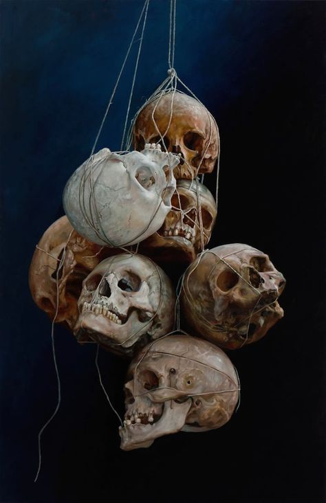 Morbid Still Lifes by Cindy Wright - IGNANT Pirate Halloween Decorations, Diy Halloween Dekoration, Skull Reference, The Creeper, Pirate Halloween, Realistic Paintings, Human Skull, Natural Forms, Skull And Bones