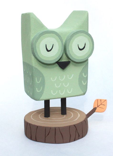 Eric Barclay owls from reclaimed wood. Gorgeous! Oppgaver For Barn, Owl Collection, Wooden Owl, Speed Internet, Owl Crafts, Vinyl Toys, Wooden Animals, Owl Art, Designer Toys