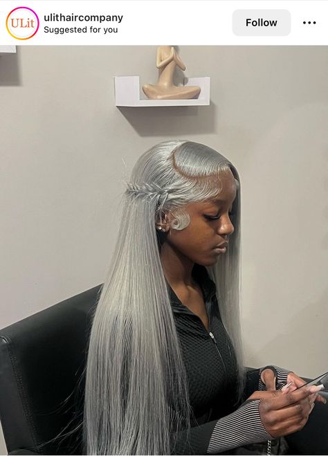 Slay Hairstyles, Lace Wigs Styles, Low Ponytail Hairstyles, Silver Wigs, Frontal Wig Hairstyles, Side Part Hairstyles, Classy Hairstyles, Goddess Braids Hairstyles, Dying Hair