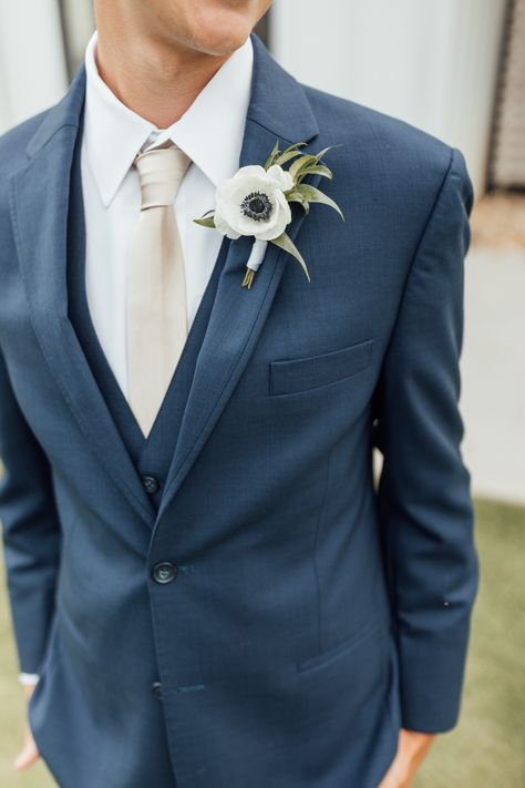 Anemone Corsage Wrist, White Anemone Boutonniere, Men’s Wedding Boutineer, Anenome Flower, Anemone Boutonniere, Homecoming 2023, Blue Corsage, Corsage Ideas, Bridal Florals