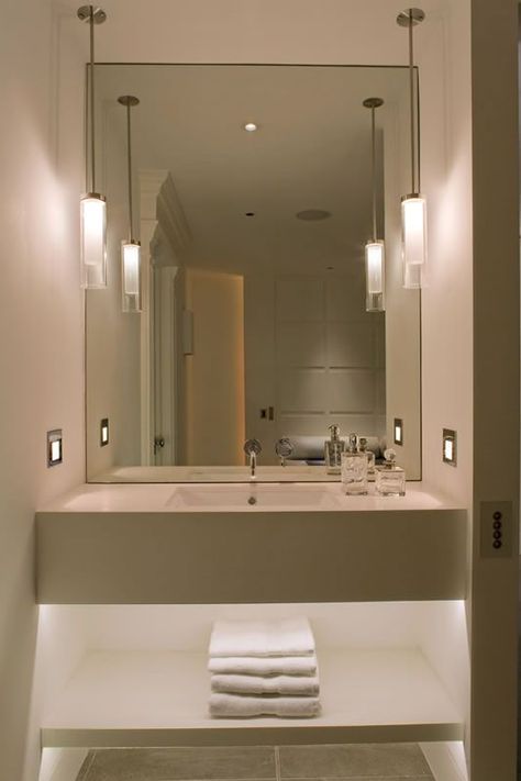 John-Cullen-bathroom-lighting-14 White Marble Shower, Side Lighting, Best Bathroom Lighting, Bathroom Lighting Design, Blitz Design, Contemporary Bathroom Lighting, Lavabo Design, Rustic Bathroom Shelves, Rustic Bathroom Vanities