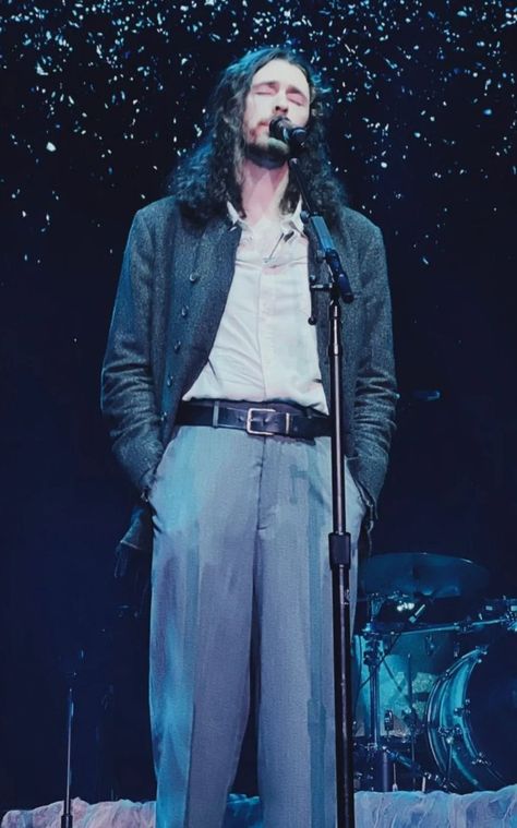 Hozier Concert Outfit, Hozier Concert, Bog Man, Valley City, Mens Casual Dress Outfits, Hozier, Fictional Crushes, Irish Men, High Society