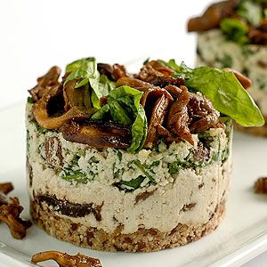 Mushroom Tart, Raw Vegan Diet, Spinach Mushroom, Raw Spinach, Raw Recipes, Raw Diet, Raw Food Diet, Spinach Stuffed Mushrooms, Food Challenge