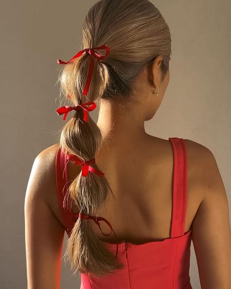 25 Striking Homecoming Updos To Impress Every Guest Cheer Hair, Bow Hairstyle, Ribbon Hairstyle, Christmas Hairstyles, Holiday Hairstyles, Christmas Hair, Low Ponytail, Ribbon Hair, Goddess Braids