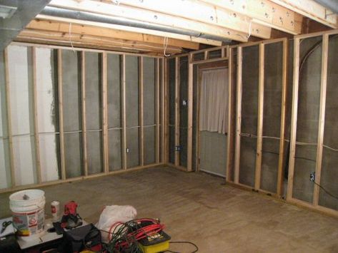 spray-foam-does-not-need-a-vapor-barrier Framing Basement Walls, Framing Doorway, Basement Studio, Cleaning Stuff, Studio Build, Home Security Tips, Prehung Doors, Diy Home Security, Safe Room