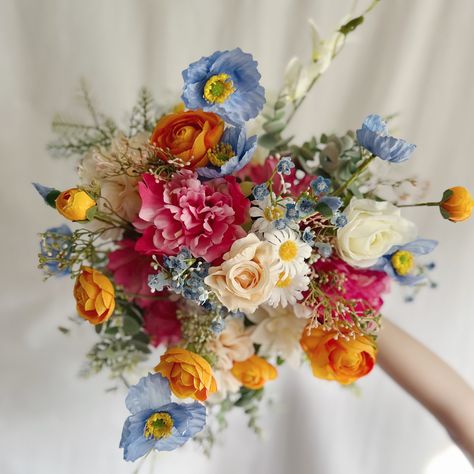 Colorful Bridal Bouquet, Artificial Wedding Bouquets, Silk Bouquet, Flowers Colorful, Boquette Flowers, Prom Flowers, Bouquet Toss, Colorful Bouquet, Flower Therapy