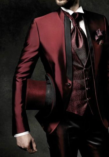 black-is-not-the-only-color Goth Outfits for Guys- 20 ideas How to Get Goth Look for Men Burgundy Suit Men, Carlo Pignatelli, Best Man Wedding, Dinner Suit, Suits Prom, Mode Costume, Groom Tuxedo, Burgundy Suit, Suits Men