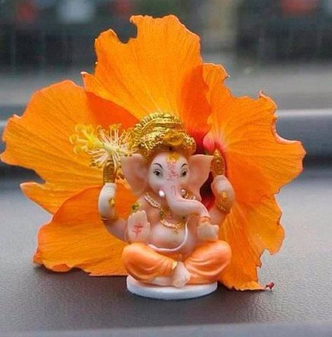 GANESHA WALLPAPERS Ganpati Bappa Wallpapers, Ganesh Lord, Shri Ganesh Images, Ganapati Decoration, Happy Ganesh Chaturthi Images, Baby Ganesha, Ganesh Chaturthi Images, Ganesh Idol, Ganesh Wallpaper