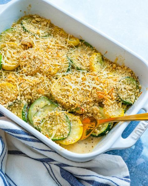 This squash and zucchini casserole is a total crowd pleaser! A cozy summer side dish, it’s topped with crunchy breadcrumbs and Parmesan. And it only takes 30 minutes or less to cook. | zucchini recipes | yellow squash recipes | healthy vegetable side dishes | #zucchini #zucchinirecipes #squash #sidedishrecipes #vegetables Zucchini And Squash Casserole, Squash And Zucchini Casserole, Roasted Zucchini And Squash, Healthy Squash Recipes, Zucchini And Squash, Squash And Zucchini, Zucchini Cakes Recipe, Yellow Squash Casserole, Vegetable Side Dishes Healthy