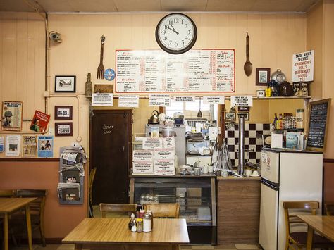 Greasy Spoon, Formica Table, Breakfast Photography, London Cafe, Clothing Store Interior, Shop Fronts, Things To Do In London, Tea Service, Cafe Interior