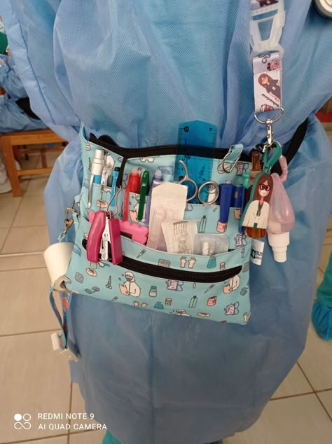 Nurse Fashion Scrubs, Vet School Motivation, Nurse Barbie, Nursing School Inspiration, Nursing Motivation, Nursing School Essential, Doctors Bag, Child Life Specialist, Medical Jobs