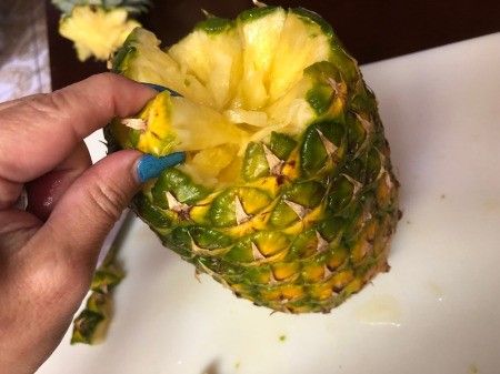 Pull-Apart Pineapple | ThriftyFun Rainbow Picnic, Cut A Pineapple, Pairing Knife, Fruit Ideas, Cut Pineapple, Ripe Pineapple, Fruit Decor, Drink Inspiration, Summer Foods