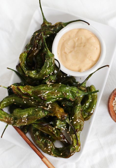 Air Fried Shishito Peppers, Shisito Pepper Air Fryer, Tempura Shishito Peppers Recipe, Recipes For Shishito Peppers, Tempura Shishito Peppers, Spicy Mayo Recipe, Super Bowl Menu, Mayo Sauce, Spicy Mayo