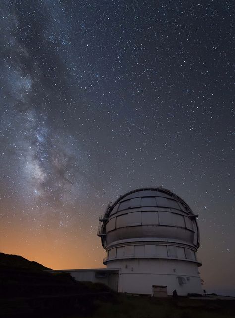 La Palma Canary Islands, Unique Airbnb, The Final Frontier, Space Nasa, Canary Islands, Out Of This World, Night Sky, Night Skies, Astronomy