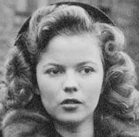 Shirley Temple’s Kids Uncover Secret About Their Late Mother That Everyone Suspected Oud Hollywood, Child Genius, Shirley Chisholm, Shirley Temple Black, Melissa Joan Hart, Black Quotes, She Movie, Shirley Temple, George Harrison