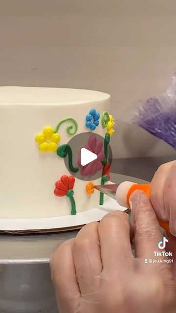 Mexican Fiesta Cake Topper, Threesta Birthday Cake, Mexican Cake Ideas Birthdays, Cantarito Cake, Mexican Cake Decoration, Mexican Style Cake, Fiesta Cake Ideas, Mexican Party Cake, Simple Mexican Theme Cake