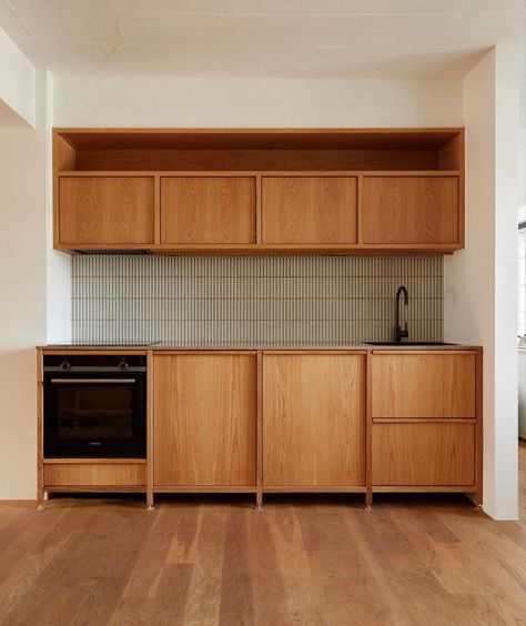 Kabinet Dapur, Oak Kitchen, Beautiful Interior Design, Kitchen Inspiration Design, Beautiful Interiors, 인테리어 디자인, Interior Design Kitchen, House Inspiration, Kitchen Renovation