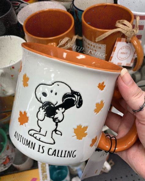 Halloween Mugs Part 2: IP mugs from @marshallscanada, @winners , & @homesensecanada . . . . . . . . . . . 🏷️ #halloween #halloweenmugs🎃 #halloweendecor #halloweendecorhunting #halloweenmugcollection #halloweenmugcollector Fall Snoopy, Halloween Tea Party, Snoopy Mug, Halloween Mugs, Casual Tote Bag, July 25, Halloween Mug, Autumn Aesthetic, Dream House Plans