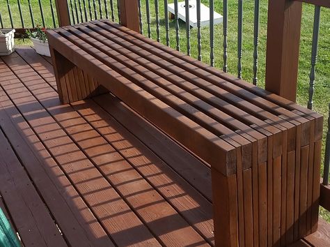 Slatted Bench, Garden Diy Furniture, Slat Bench, Wood Bench Outdoor, Pergola Diy, Simple Benches, Metal Pergola, Bench Diy, Bench Plans