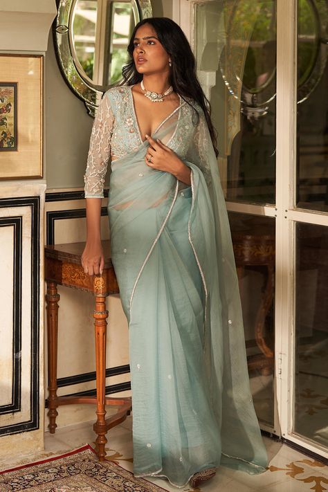 Buy Green Saree 100% Silk Organza Embroidery Floral Flower Placement With Blouse For Women by Zoon Online at Aza Fashions. Organza Saree Blouse Designs Latest, Organza Saree Blouse Designs, Floral Saree, Net Blouses, Modern Saree, Embroidered Saree, Indian Wedding Wear, Ready To Wear Saree, Organza Sarees