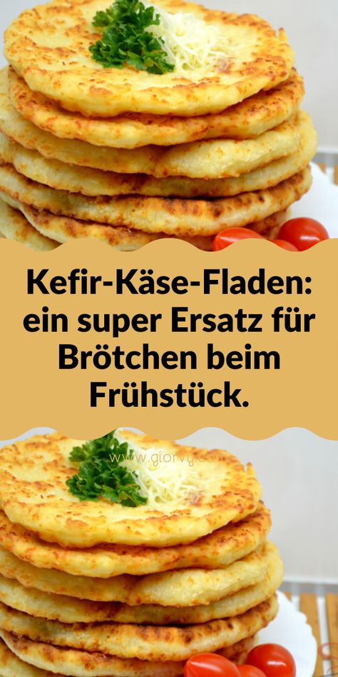 Kefir-Käse-Fladen: ein super Ersatz für Brötchen beim Frühstück. Cheese Flatbread, Kefir, Kombucha, Healthy Breakfast, Make It Simple, Low Carb, Food And Drink, Snacks, Low Carb Recipes