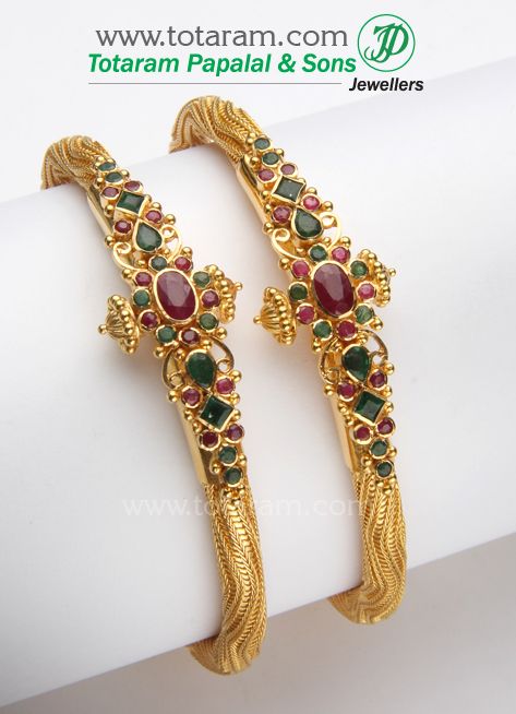 22 Karat Gold Kada with Emeralds & Rubies - 1 Pair Kada Design For Women, Gold Kada Design For Women, Gold Kada, 22k Gold Bangles, Dubai Gold Jewelry, Gold Bangles For Women, 22k Gold Jewelry, Gold Jewelry Stores, Wedding Jewellery Collection