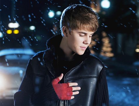 It's the most beautiful time of the year,  Lights fill the streets spreading so much cheer,  I should be playing in the winter snow,  But I'mma be under the mistletoe.    I don't wanna miss out on the holiday,  But I can't stop staring at your face... <3 Justin Bieber Christmas, Justin Bieber Mistletoe, Justin Bieber 2011, Justin Bieber Albums, Justin Bieber Songs, Justin Bieber Posters, Justin Bieber Images, Chord Overstreet, Justin Bieber Wallpaper