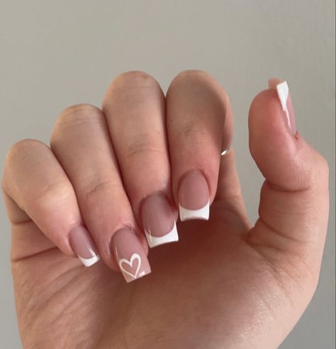 Nail Ideas Pink, Winter Nails Christmas, Nails January, Old Money Nails, January Nail, Nails Valentines Day, January Nail Designs, French Tip Gel Nails, Pink Tip Nails