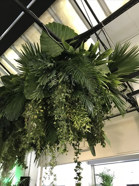 Tropical Installation, Jungle Ceiling, Warehouse Wedding Decorations, Tropical Ceiling, Pillar Decorations, Potted Plants Patio, Hanging Centerpiece, Jungle Decorations, Plant Installation