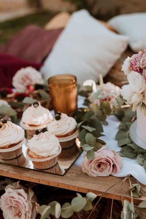 Make your wedding unforgettable with a stunning dessert table! This blog offers creative wedding dessert table ideas that will wow your guests. Discover how to curate a dessert bar wedding filled with delicious treats, from elegant wedding desserts to fun wedding snacks. Be inspired by unique wedding food ideas and learn how to design a snack table that goes with your theme. Whether you opt for appetizers or a decadent dessert spread, these tips will help you create a delightful experience! Unique Wedding Food Ideas, Wedding Dessert Table Ideas, Wedding Reception Desserts, Unique Wedding Food, Wedding Food Ideas, Dessert Table Ideas, Wedding Snacks, Dessert Bar Wedding, Dessert Spread