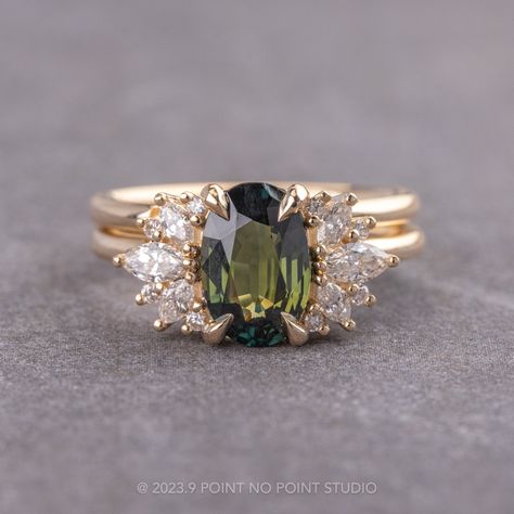 Silver emerald ring