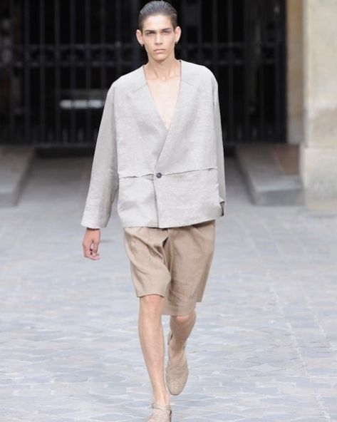 Damir Doma on Instagram: “DD MNS SS/11 , #ddmemories @damirdomapersonal” 2011 Fashion, Damir Doma, Mens Spring, Instagram Account, A Photo, Normcore, Account Suspended, Spring Summer, On Instagram