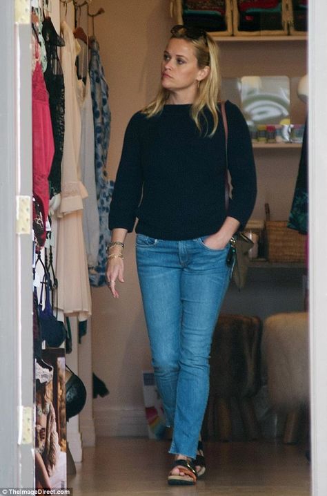 Keeping casual: The Big Little Lies star wore a dark blue sweater and light blue skinny jeans with comfortable slides Cindy Crawford Style, Reese Witherspoon Style, Dark Blue Sweater, Big Little Lies, Pants Women Fashion, Older Fashion, Jeans Diy, Where To Shop, Reese Witherspoon