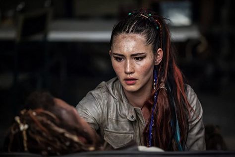 Christina Chong Christina Chong, Dominion Syfy, Episode 5, Star Trek, Jujutsu, Actors & Actresses, New World, Hair Wrap, Dreadlocks