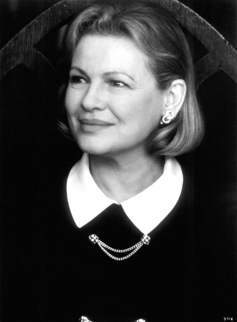 Dianne Wiest beautiful inside and out Dianne Wiest, The Birdcage, Academy Award Winners, People Of Interest, Character Actor, Yesterday And Today, Tony Awards, Love Movie, Best Actress