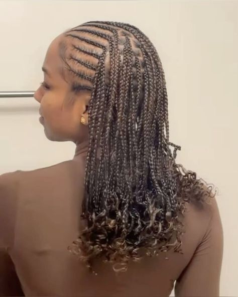 Big Braids With Curls, Half Cornrows Half Braids, Half Braids, Half Cornrows, Protective Style Braids, Curled Ends, Style Braids, Africa Style, Short Box Braids Hairstyles