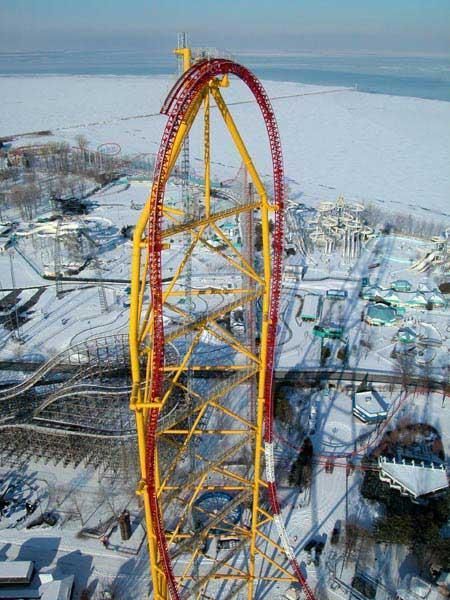 Scary Roller Coasters Drops | picture ohio roller coaster sandusky ... Cedar Point Roller Coasters, Scary Roller Coasters, Crazy Roller Coaster, Best Roller Coasters, Cedar Point Amusement Park, Sandusky Ohio, Visit Usa, Amusement Park Rides, Cedar Point