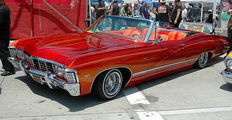 1967 Chevy Impala Convertible -This is freakin BEAUTIFUL! <3 Love ... 1967 Impala, Impala Lowrider, 67 Impala, 1967 Chevy Impala, 1967 Chevrolet Impala, Impala Convertible, Car Chevrolet, Vintage Vehicles, Lowrider Cars