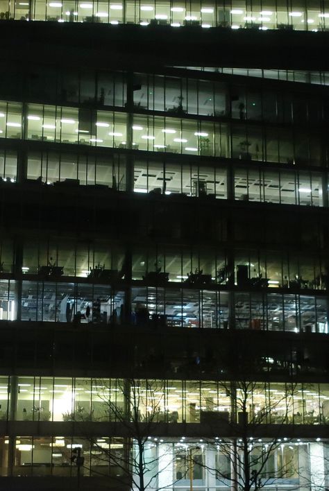 Office Buildings Aesthetic, London Office Aesthetic, Liminal Office, Horror Academia, Hsr Oc, Office At Night, Japan Office, Building At Night, Japanese Office