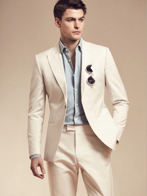 Filip Wolfe, White Suit For Men, Old Money Fashion Style, Outfits Summer Casual, Summer Suits Men, Old Money Fashion, Cream Suit, Blazer Outfits Men, Mens Wedding Attire