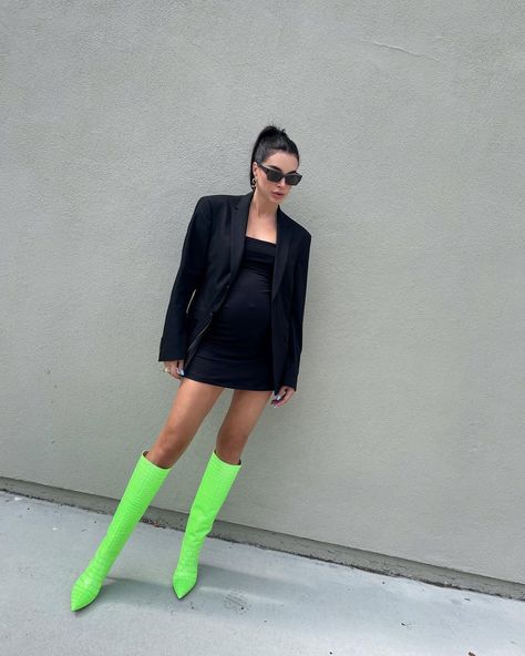 Fall Fashion Boots, Brittany Xavier, Style Influencers, Outfit Boots, Knee Boots Outfit, Anti Fashion, Fall Boots, Mommy Style, Model Aesthetic