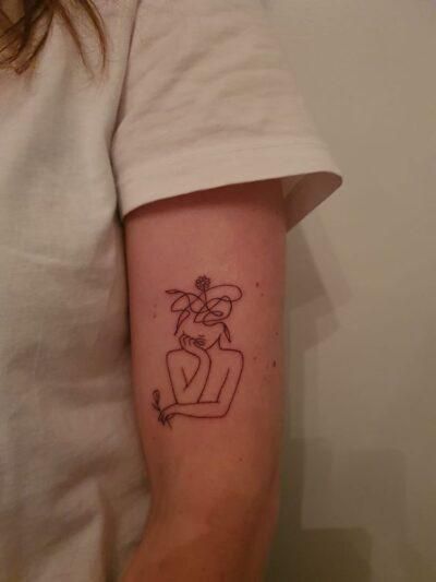 Beautiful Mind Tattoo, Overthinker Tattoo Ideas, Neurodivergent Tattoo, Tattoo Donna, Lemon Quotes, Minimalist Tattoo Small, Think Tattoo, Health Tattoo, Pola Tato