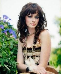 Scandinavian Blonde, Bangs With Medium Hair, Straight Bangs, Alexis Bledel, Haircuts For Wavy Hair, Hair Styles 2017, Hair Brained, Curly Hair With Bangs, Long Hair With Bangs