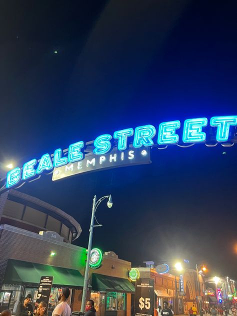 Memphis Tennessee Aesthetic, Memphis Aesthetic, Tennessee Memphis, Tennessee Aesthetic, Beale Street Memphis, Cowgirl Era, Tennessee Christmas, Downtown Memphis, Beale Street